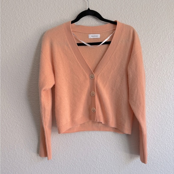 Nadaam Women's Peach button front cashmere Cardigan Sweater - Picture 1 of 5